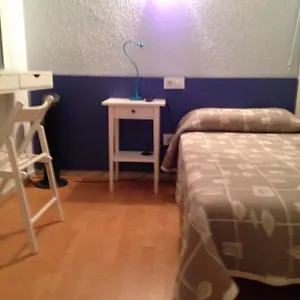 hostal-delfos.catalonia-hotels.com/